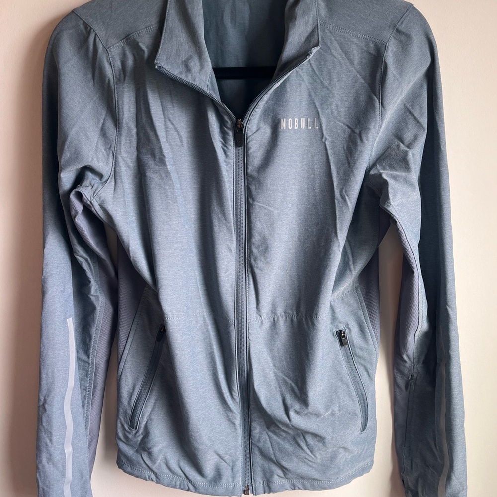 Nobull Gray Utility Jacket Lightweight Performanc… - image 1